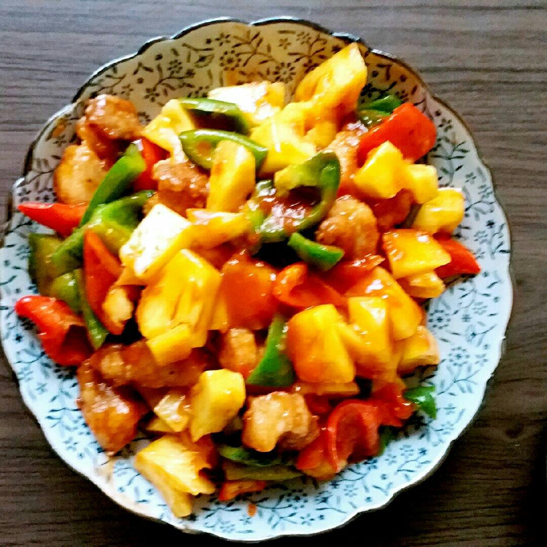 菠萝咕噜肉