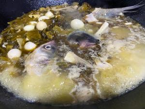 重庆酸菜鱼（一定要用猪油炒料哟）的做法 步骤19