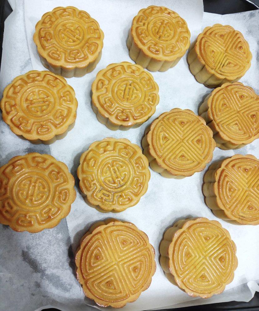广式蛋黄月饼（75克、50克、各种规格都有）