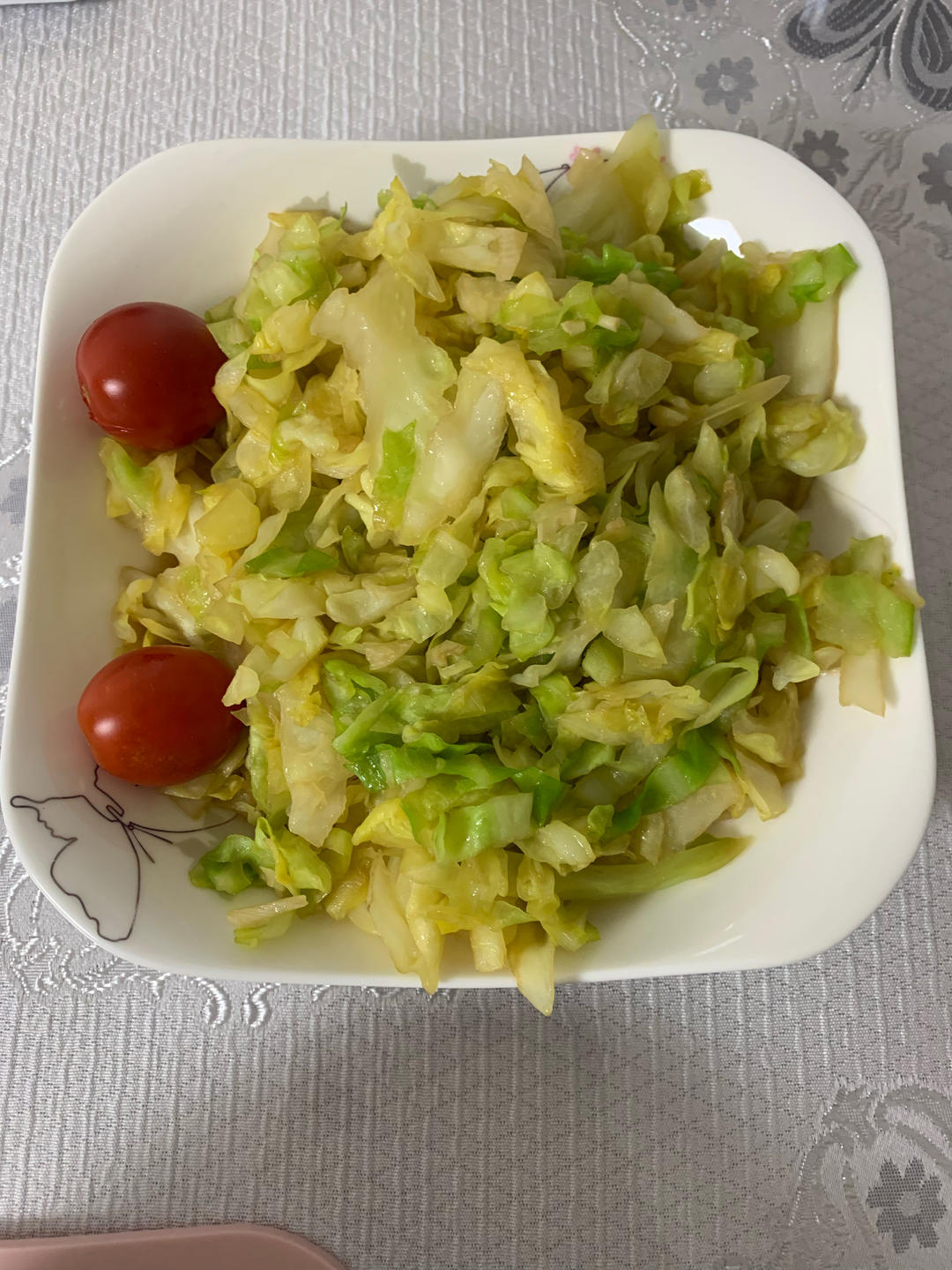 一屋，二人，三餐，四季