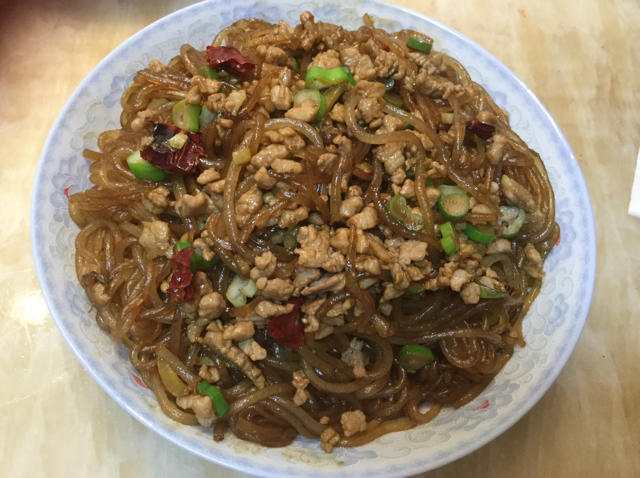 蚂蚁上树