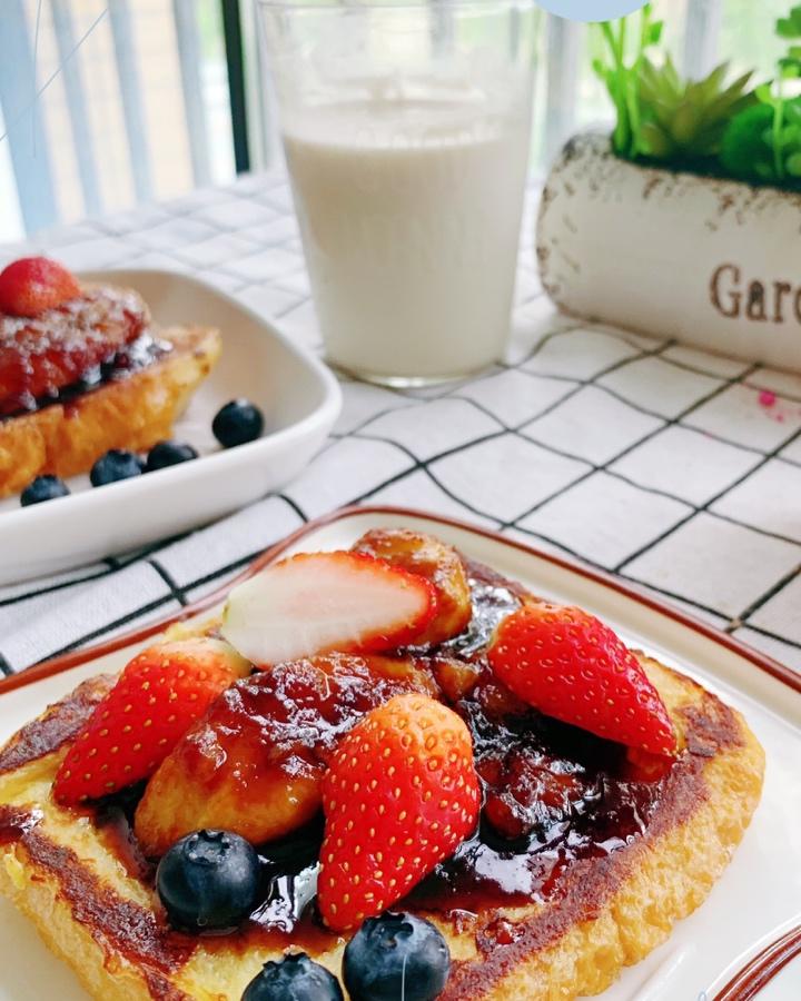 罪恶的幸福 | 法式吐司+焦糖香蕉