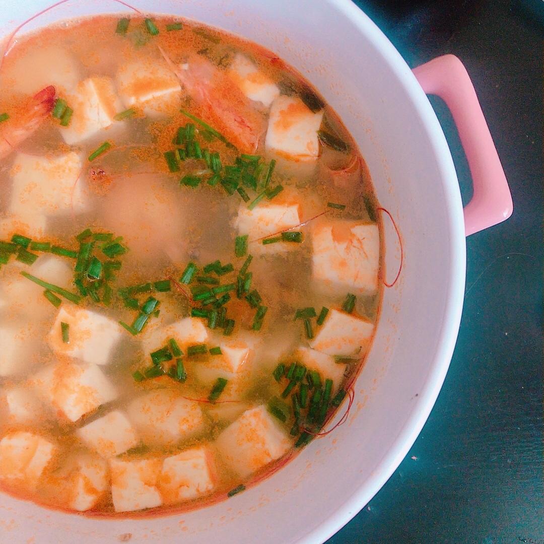 鲜虾豆腐汤