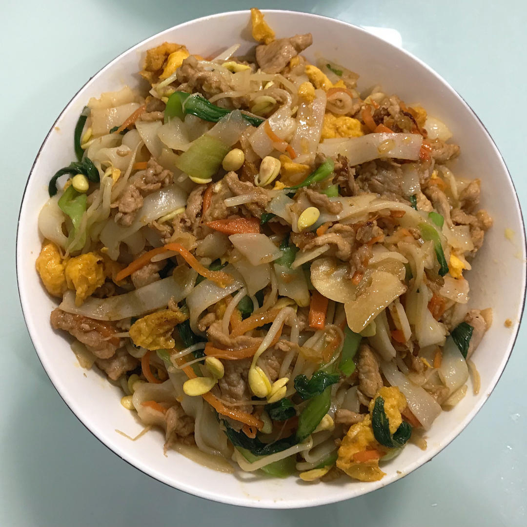 路边摊的炒河粉