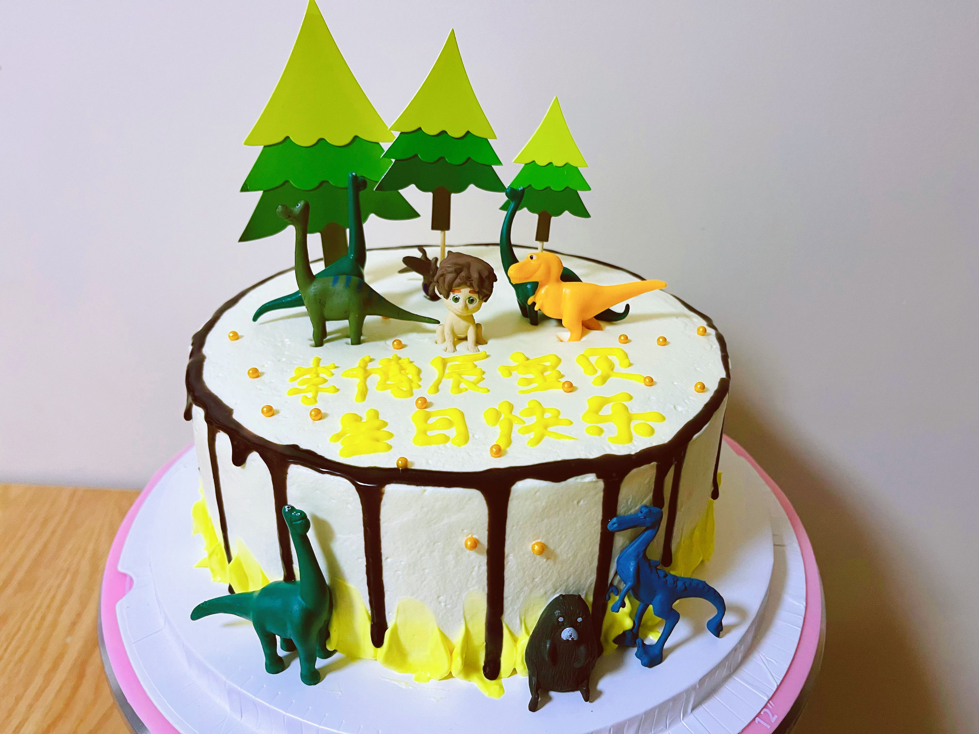 恐龙蛋糕