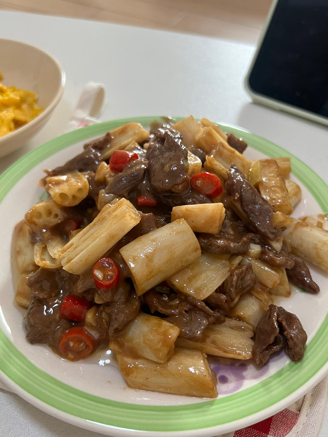 泡椒藕带炒牛肉