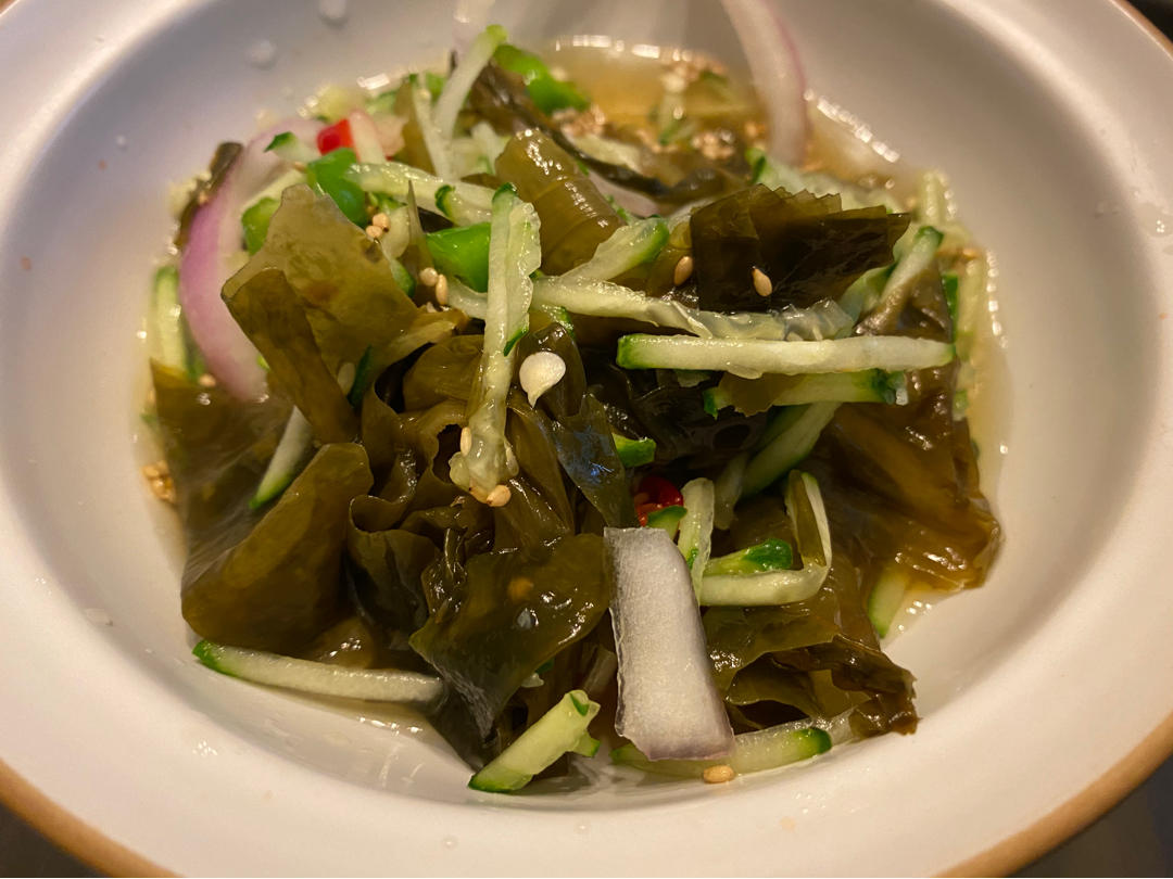 韩国夏天盘餐会出现的汤……海带黄瓜凉汤（裙带菜）
