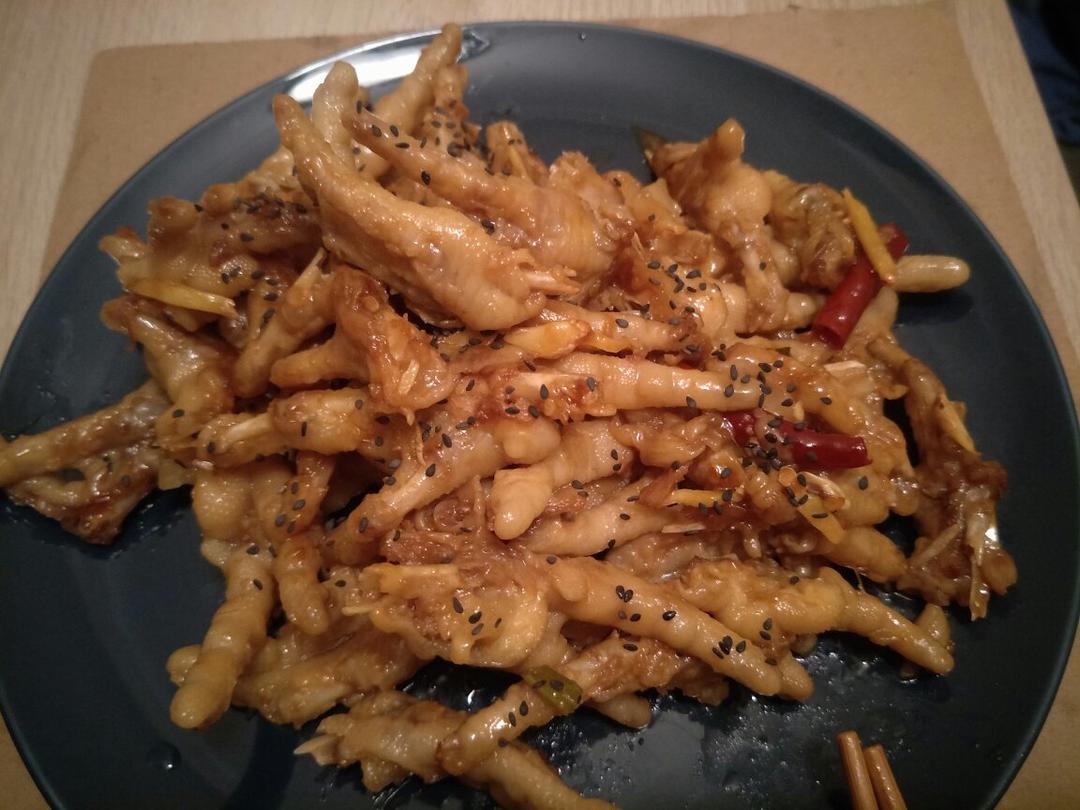 香辣烧鸡爪
