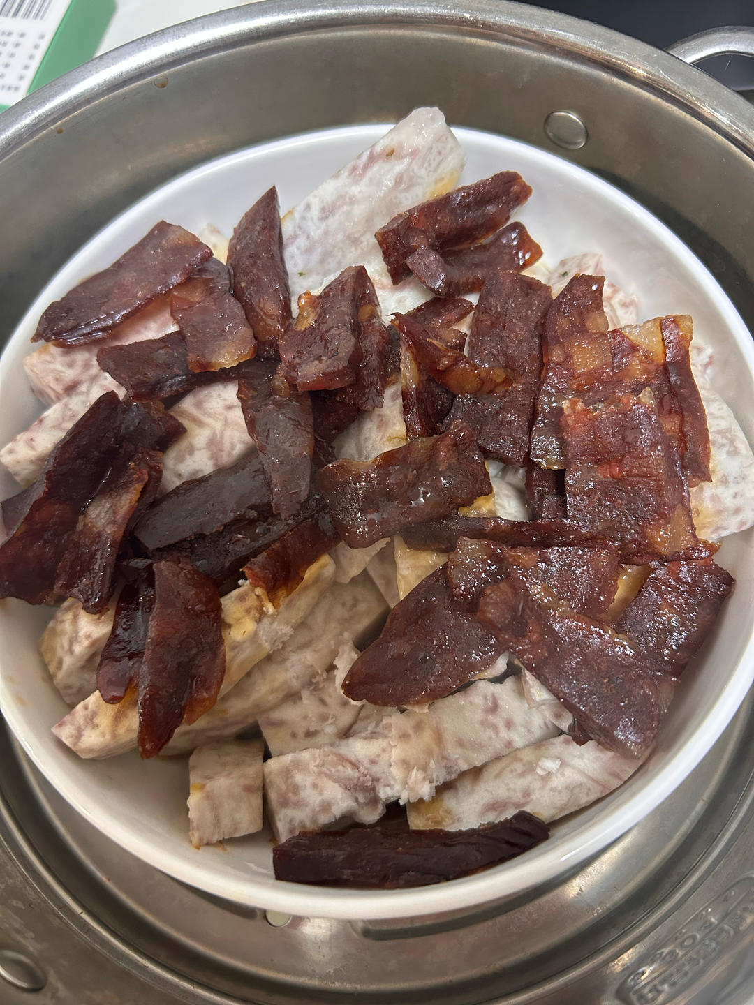 有手就会的秋冬美味—腊味蒸芋头