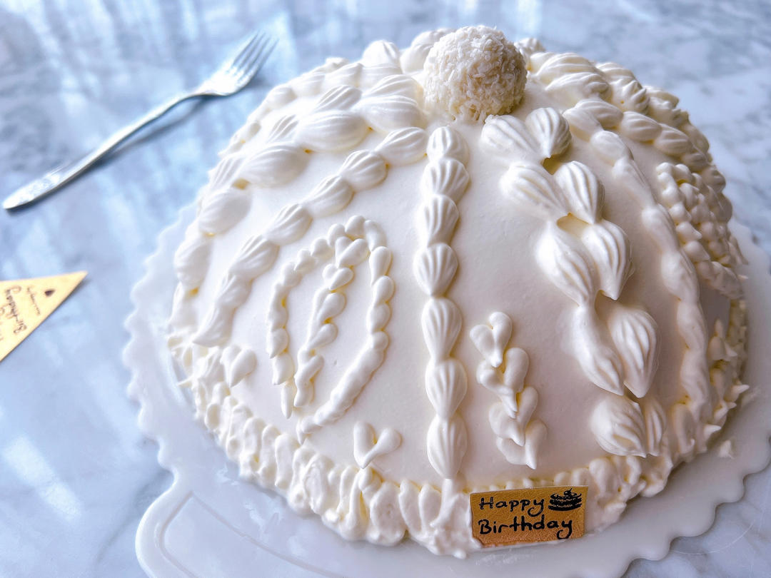 草莓奶油毛线帽蛋糕