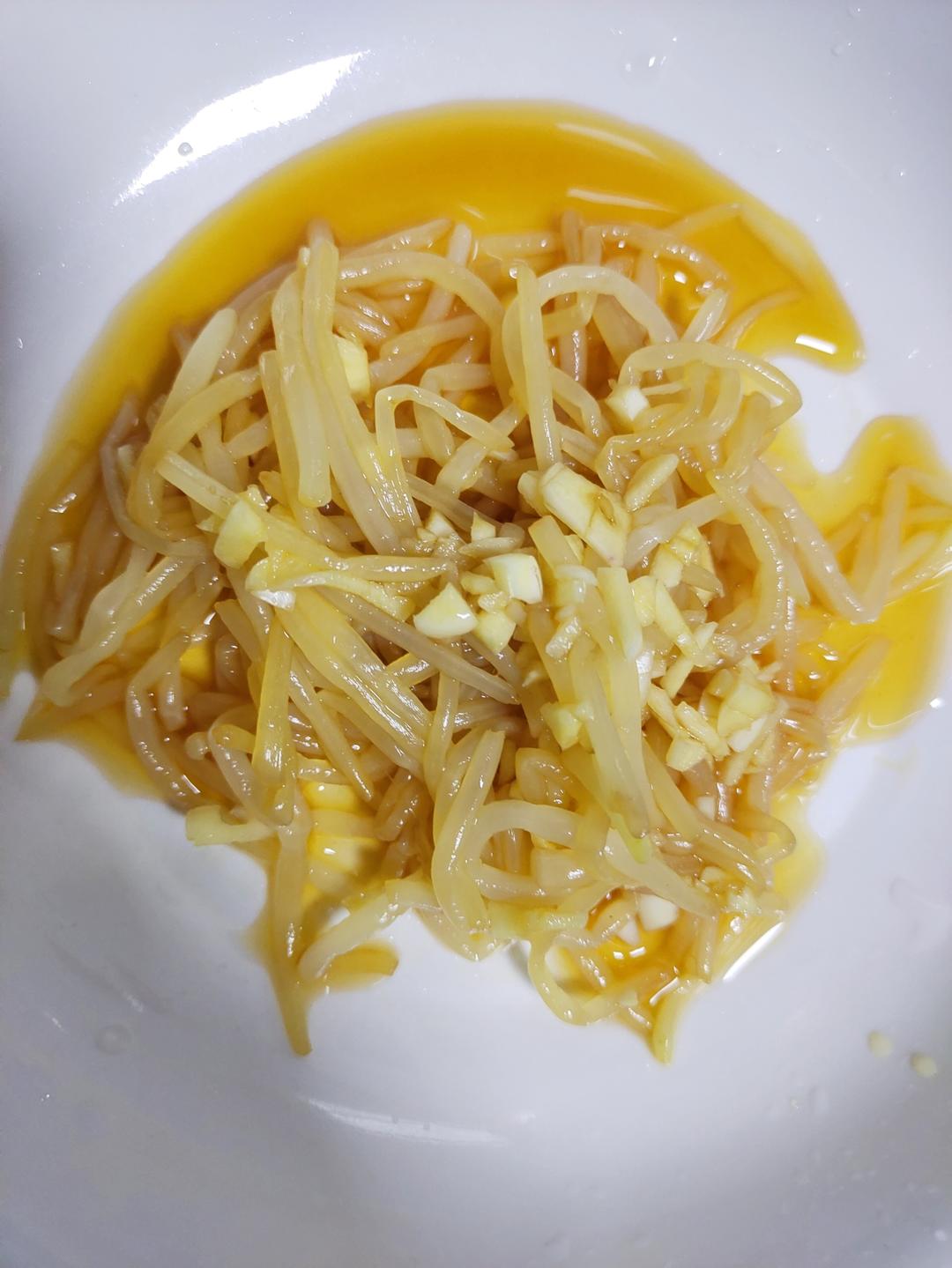 凉拌豆芽