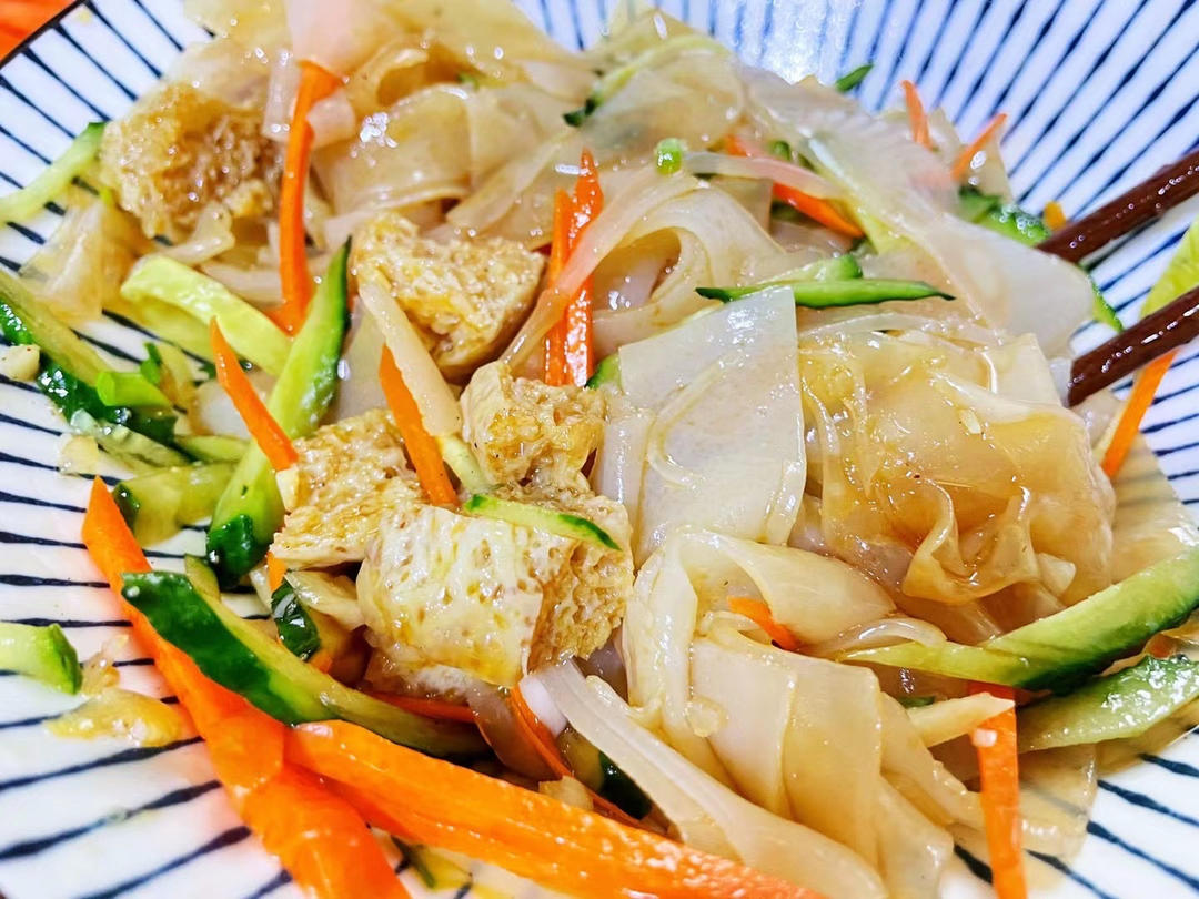 凉皮-家庭自制（告诉你自己做更劲道的秘诀）