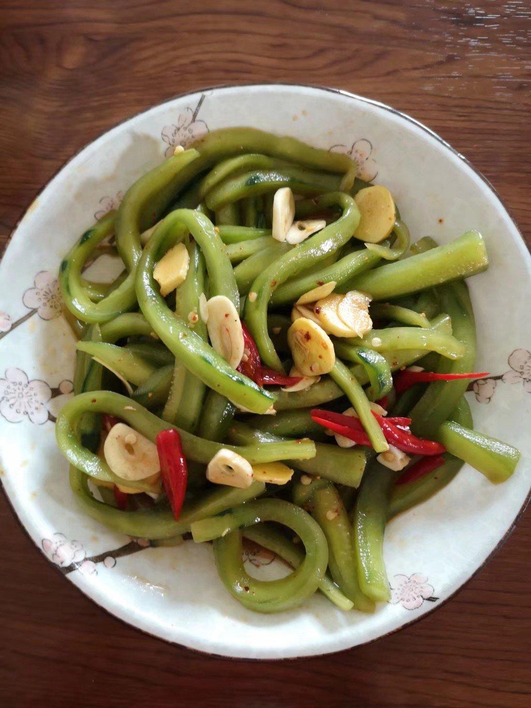 香脆好吃的凉拌黄瓜条