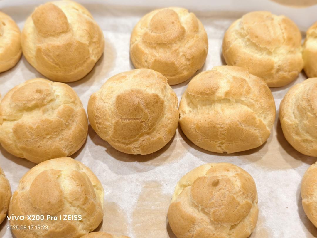 简单易成功的奶油小泡芙做法