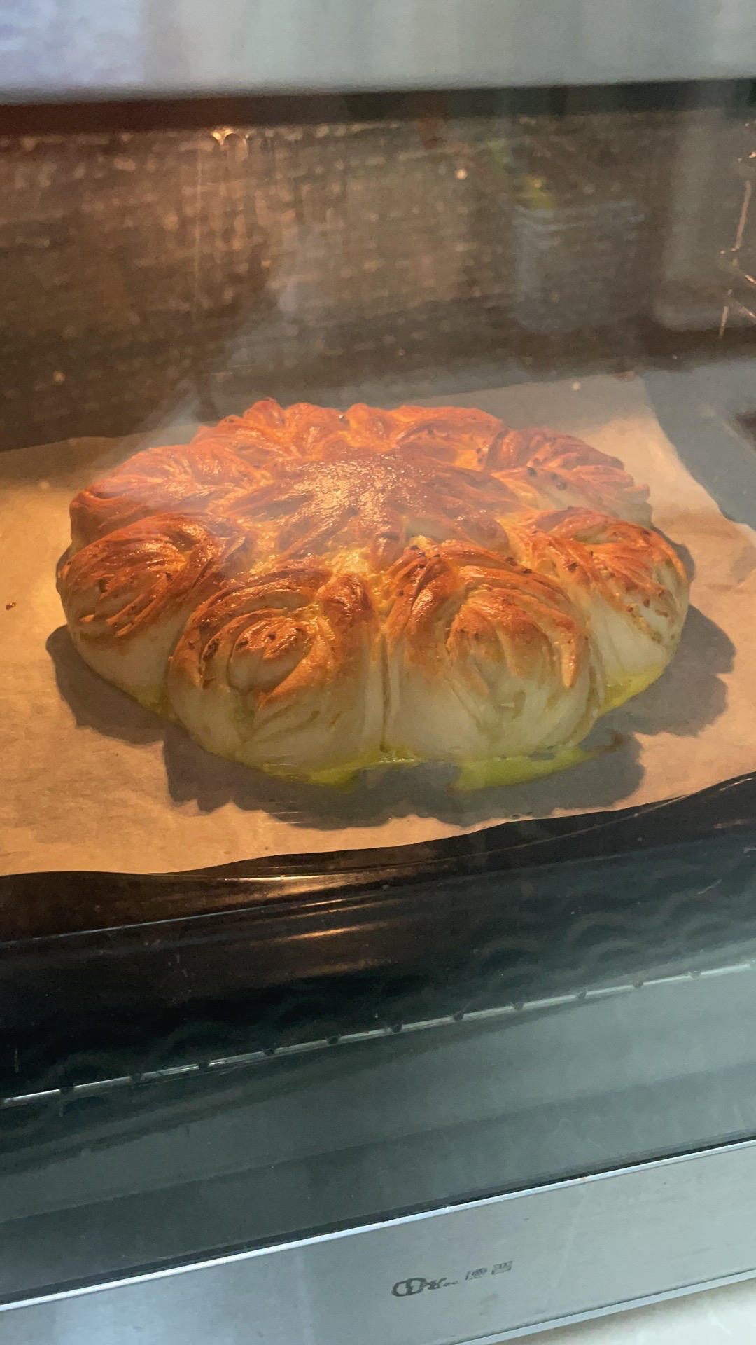 【小高姐】蒜香浓郁 造型优美 不用揉出手膜的面包