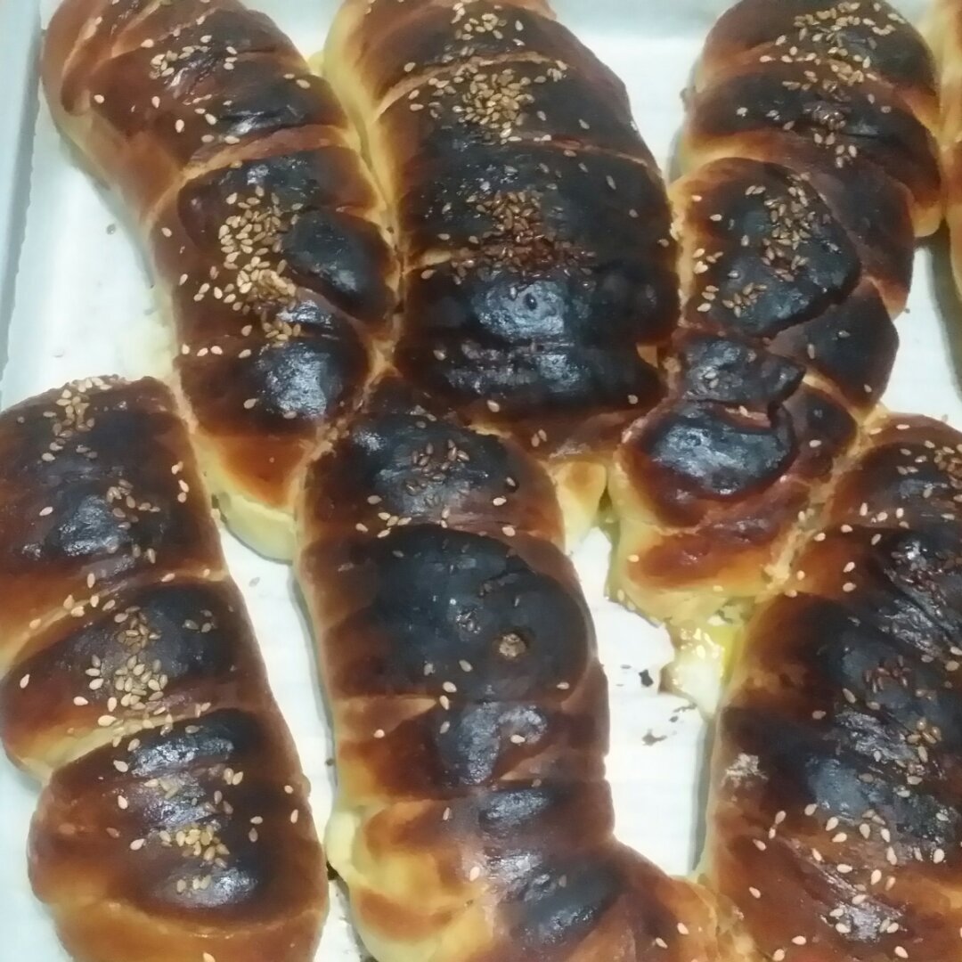 毛毛虫肉松面包