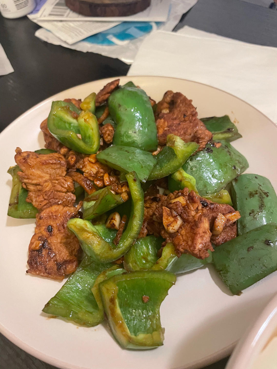 下饭神器👉青椒炒肉
