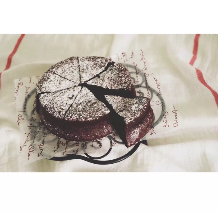 古典巧克力蛋糕