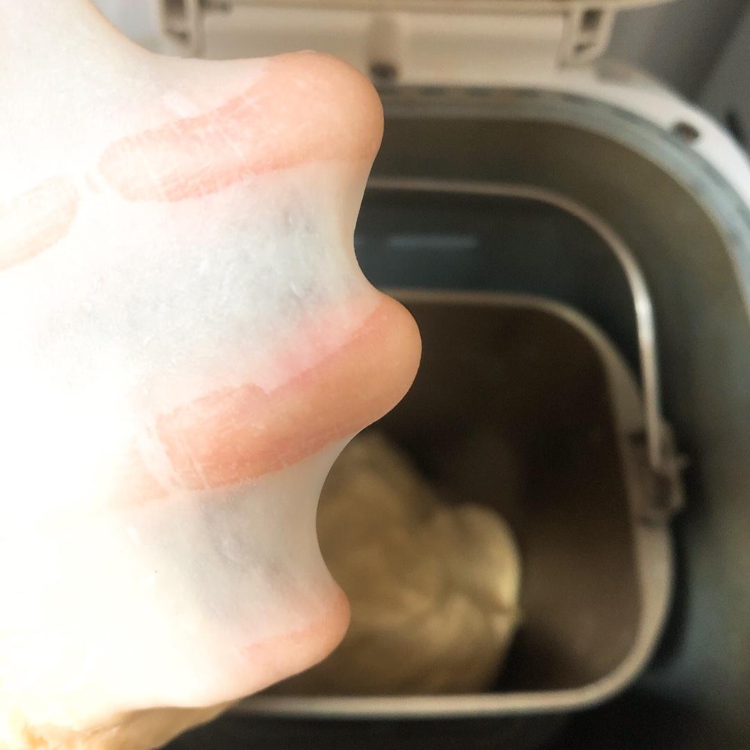 夏天面包机如何揉手套膜