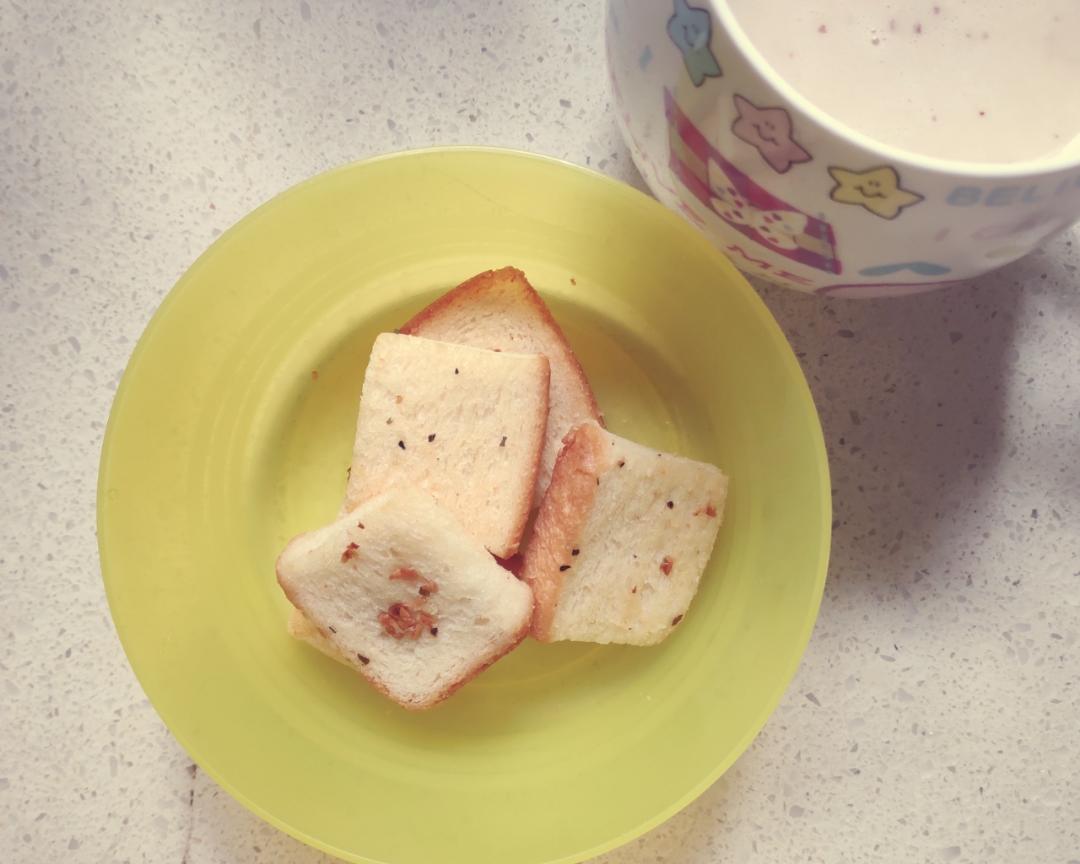 蒜香烤吐司（消灭吐司好方法）