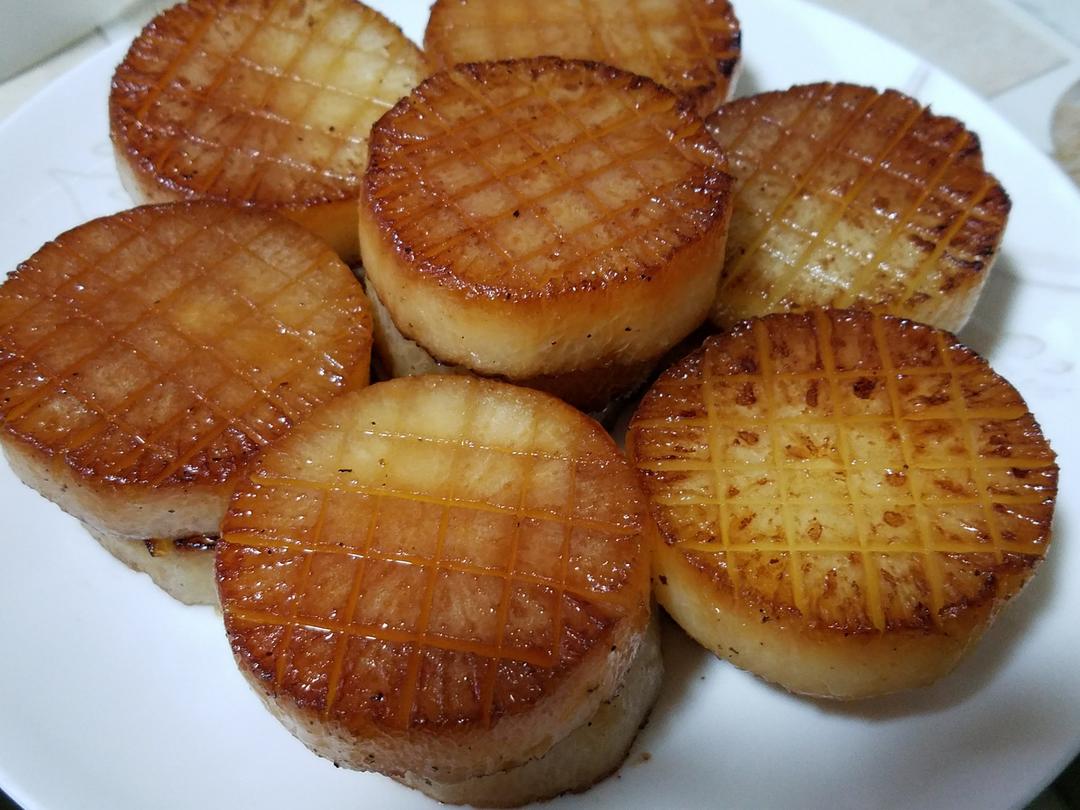 小维爱美食做的日式大根烧