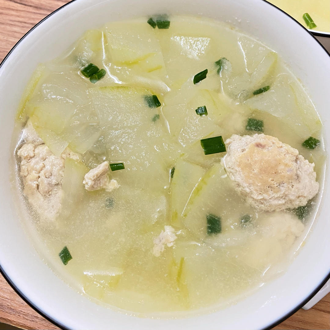 冬瓜汆丸子汤