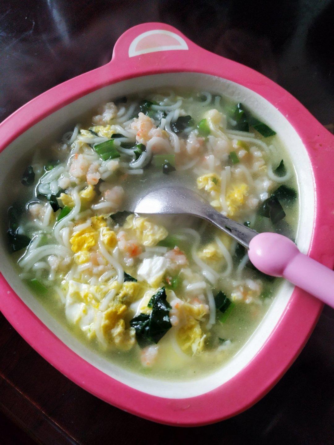 虾仁菠菜鸡蛋面（一岁宝宝食谱）