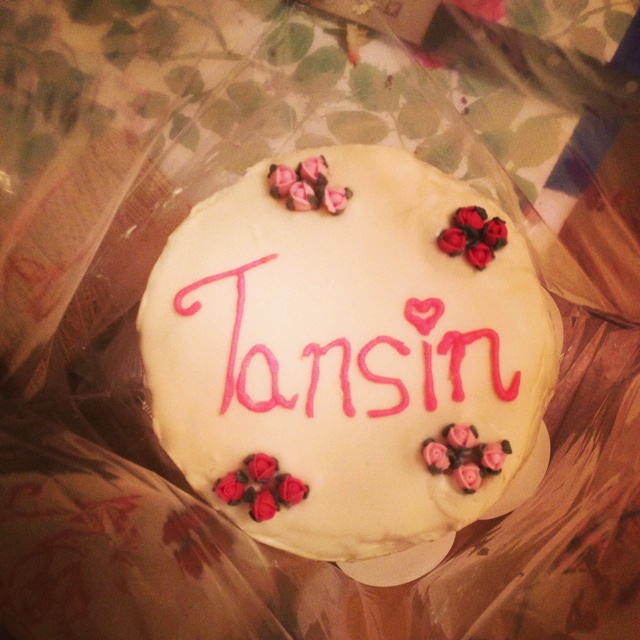 巧克力玫瑰装饰蛋糕