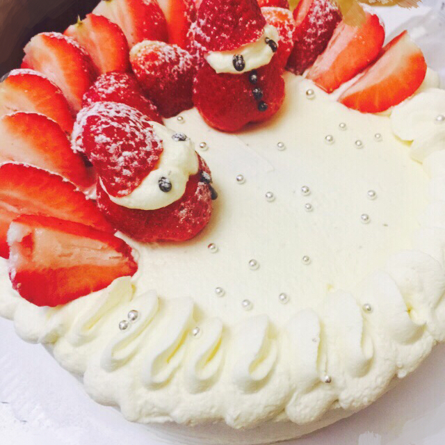 草莓鲜奶油蛋糕