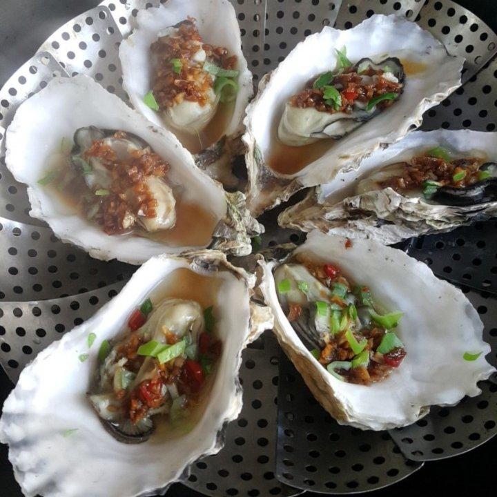 有个锅就能在家做的蒜蓉生蚝做法