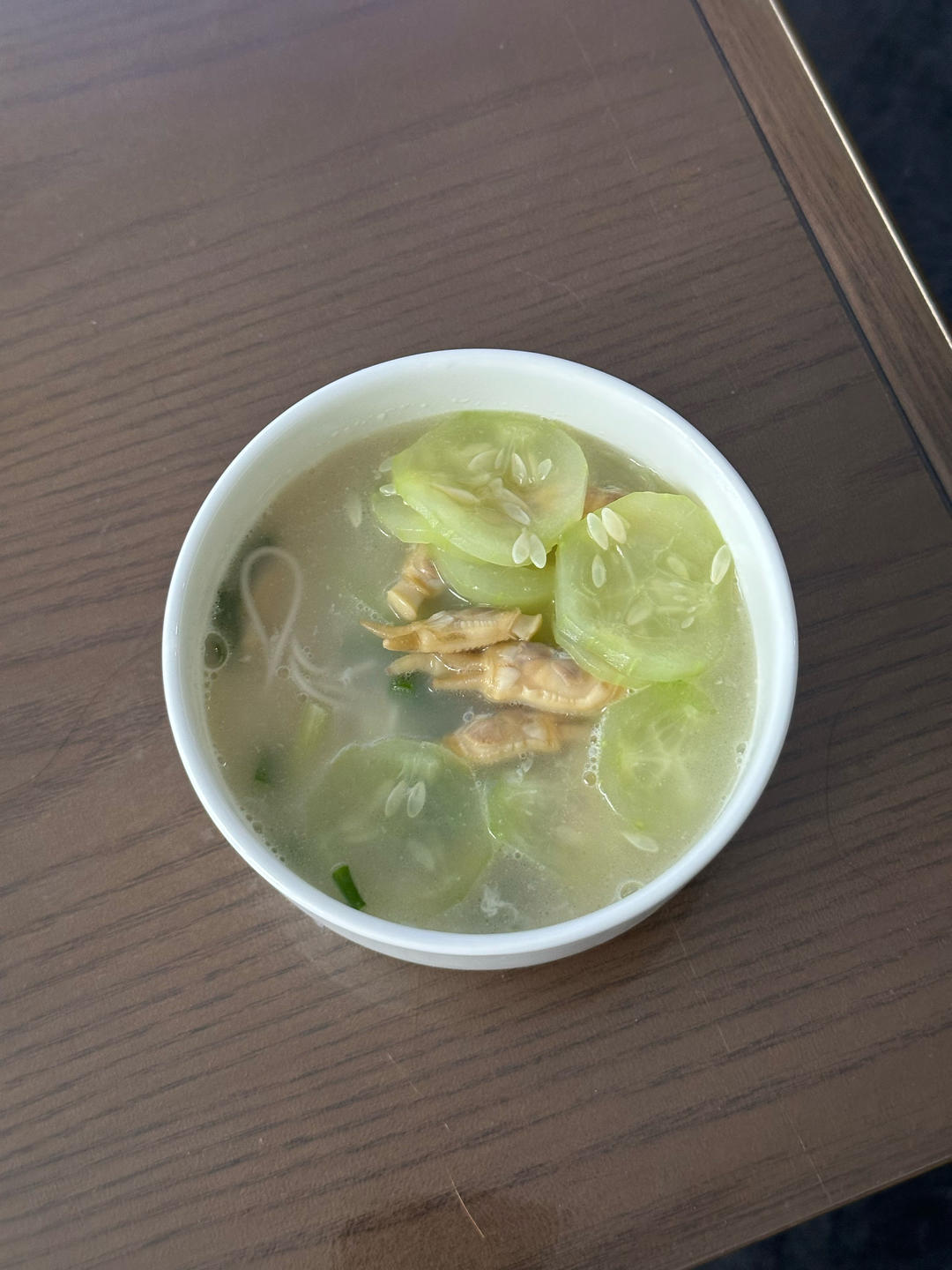 丝瓜烧蛏子(鲜掉眉毛)