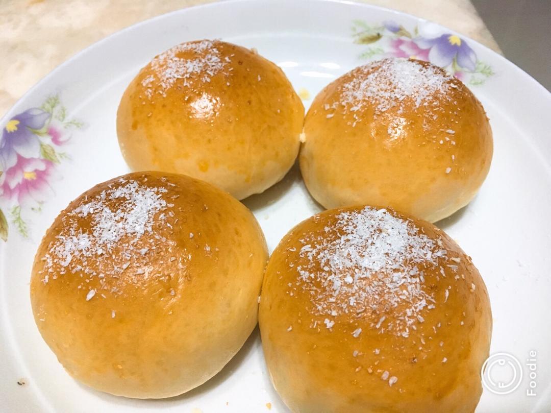 椰蓉奶香小餐包