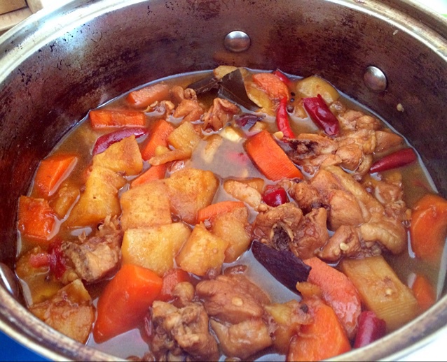95promise做的麻辣土豆炖鸡块儿