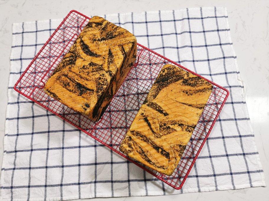 黑芝麻豹纹吐司