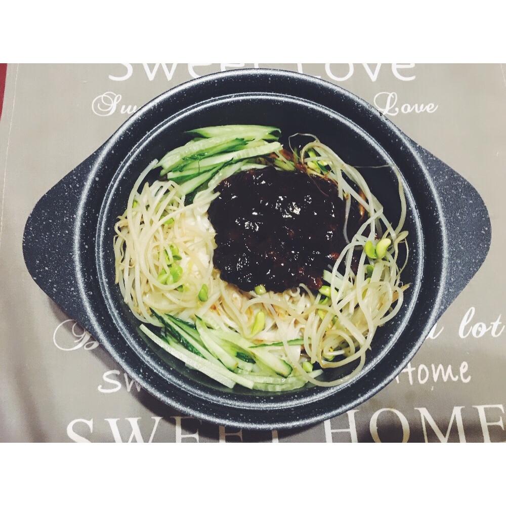 正宗老北京炸酱面