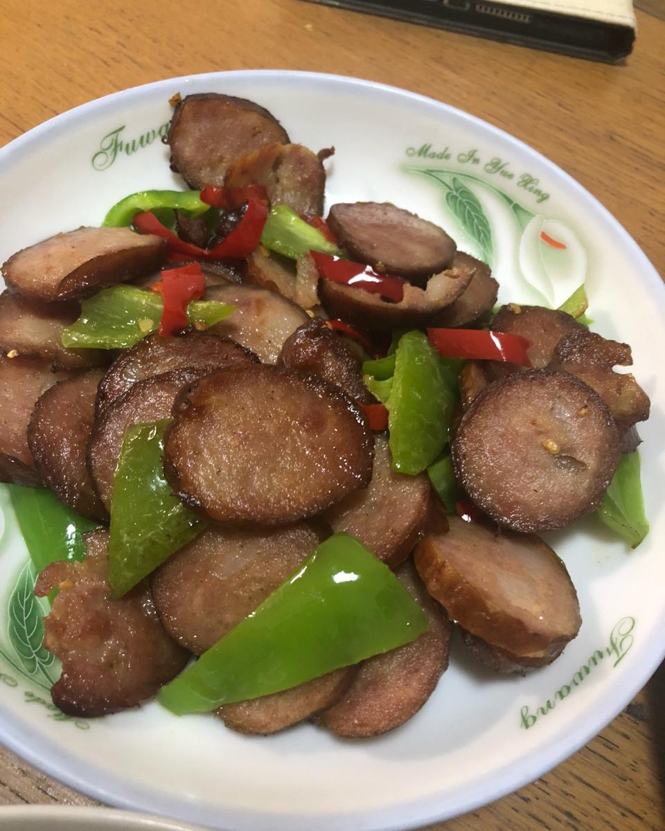 尖椒鸡蛋炒脆肠