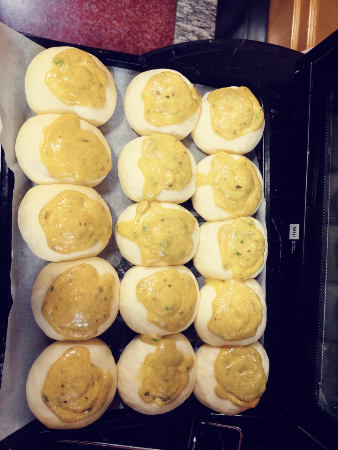 葱香午餐肉小餐包