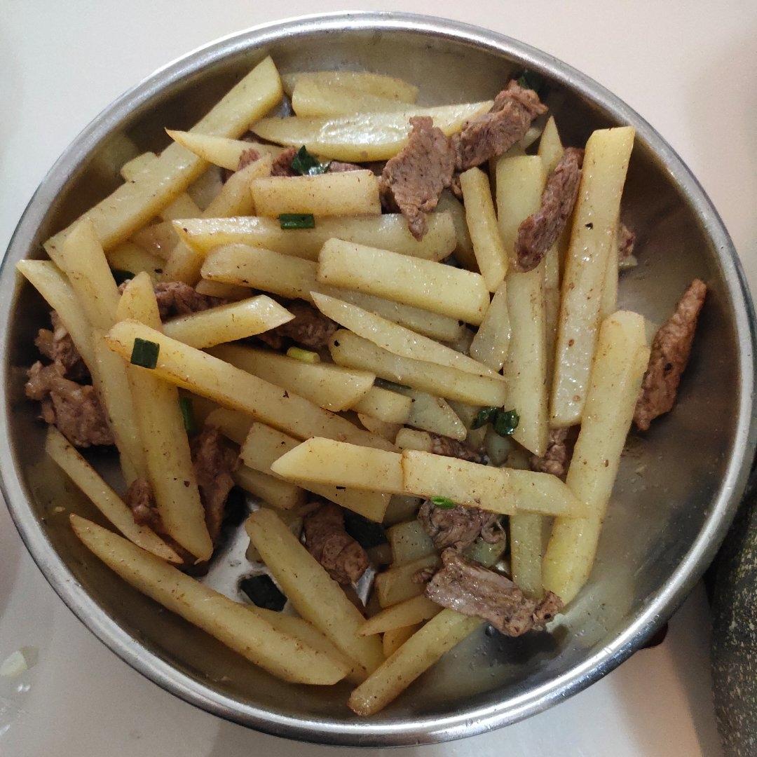 土豆煎牛排|马克西姆不粘锅