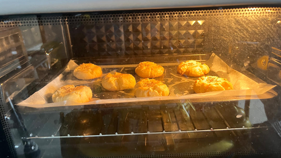 轻轻一按就碎掉的原味桃酥（不输猪油版）