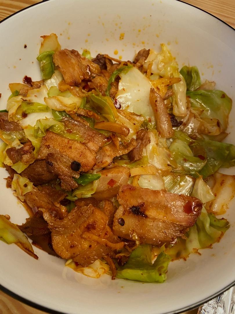 包菜炒肉