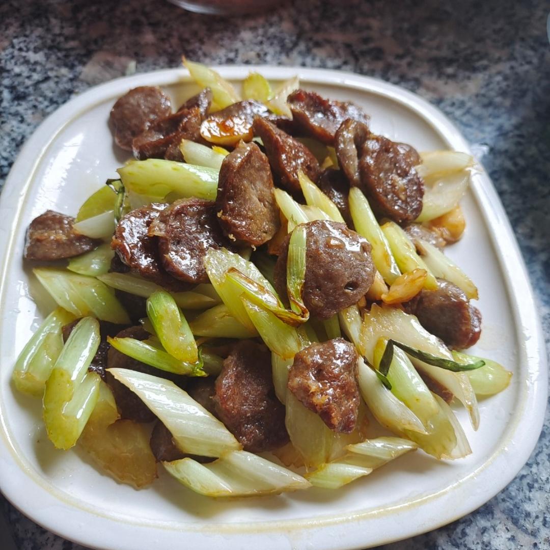 炒牛肉丸