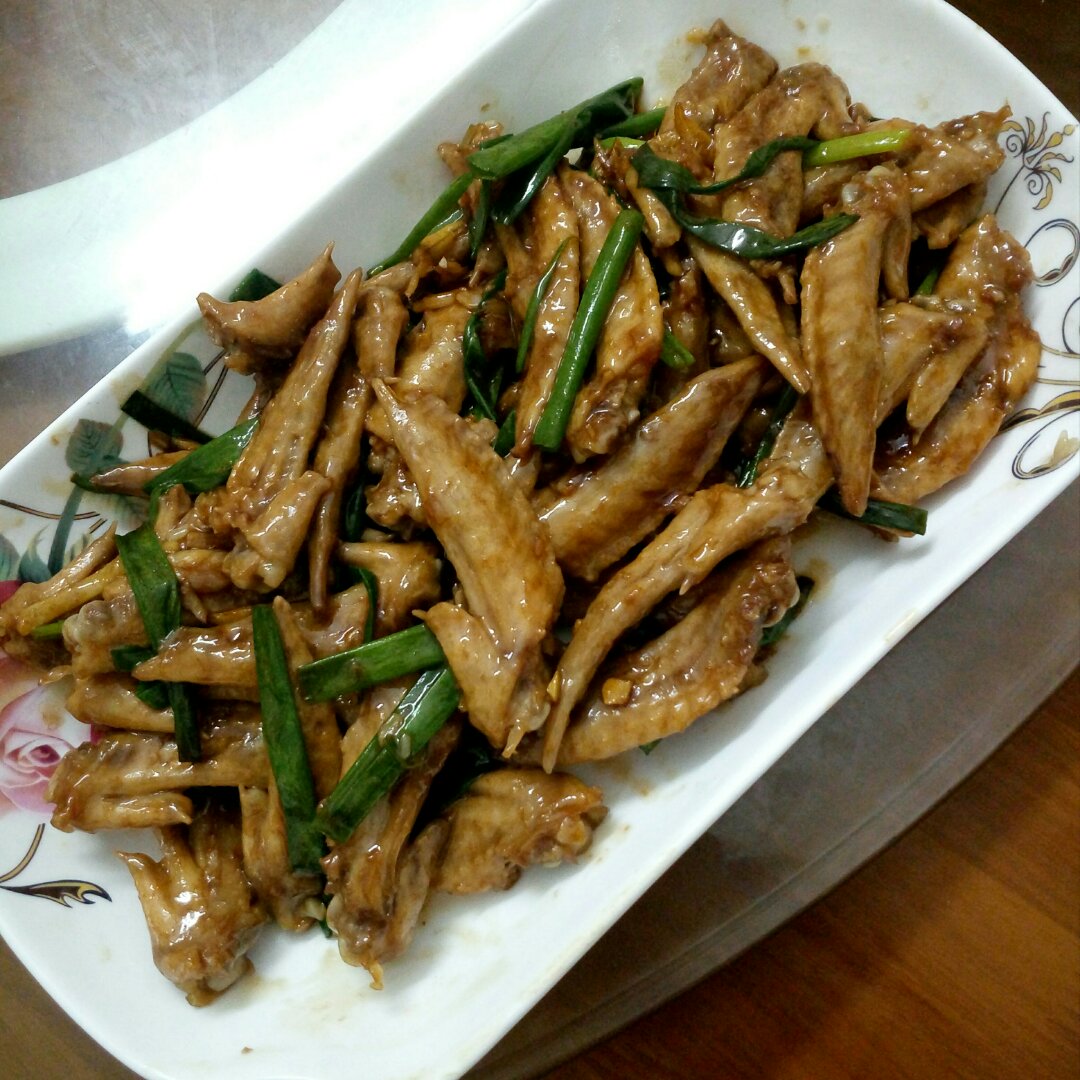 卤鸡翼尖