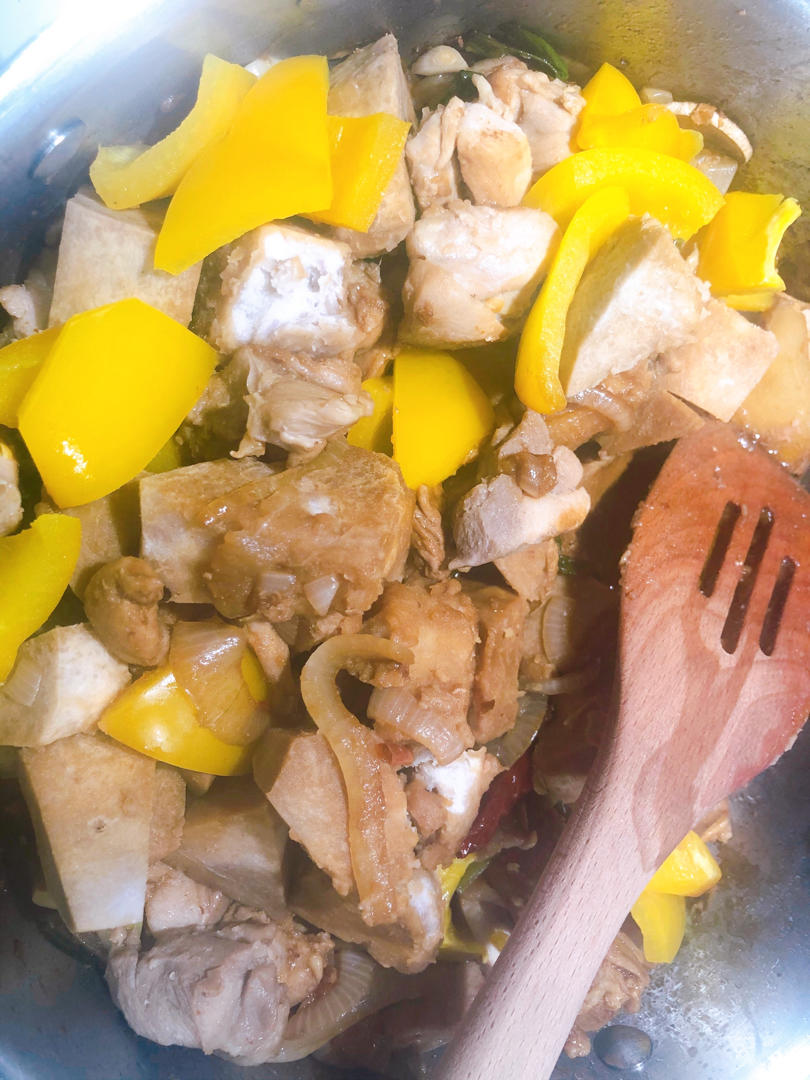 跟妈妈偷学的芋儿鸡，老公说可以去开店了