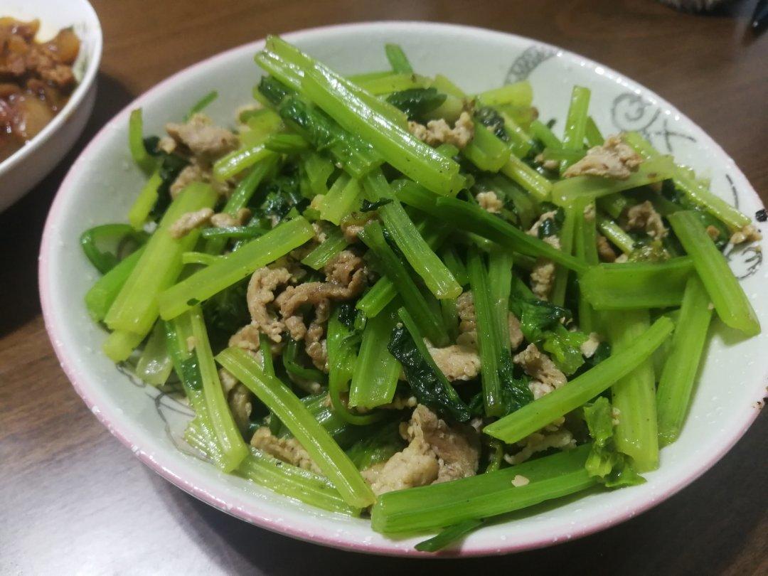芹菜炒肉