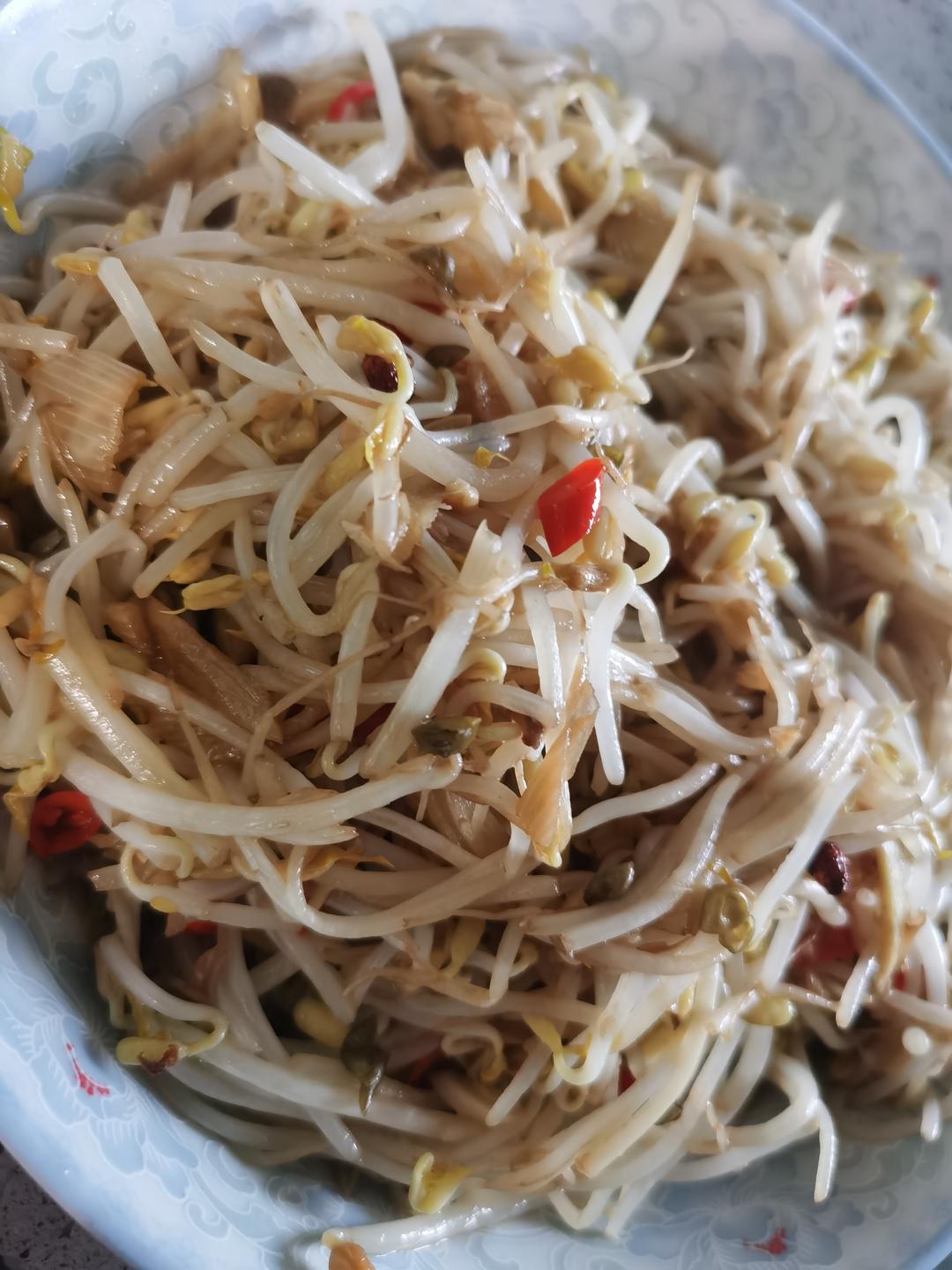 下饭菜：酸辣绿豆芽