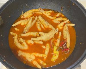 鸡爪明虾煲的做法 步骤7