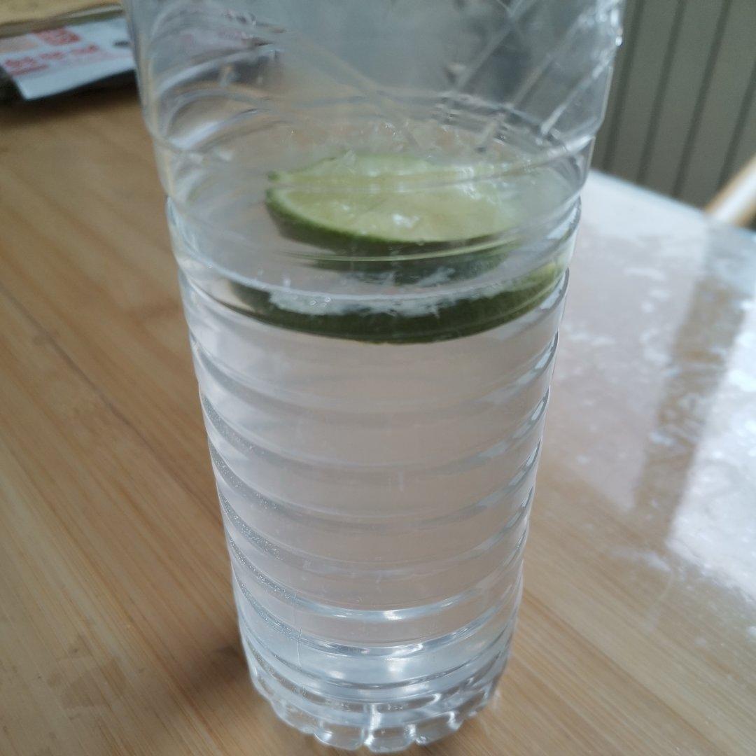 自制柠檬苏打水