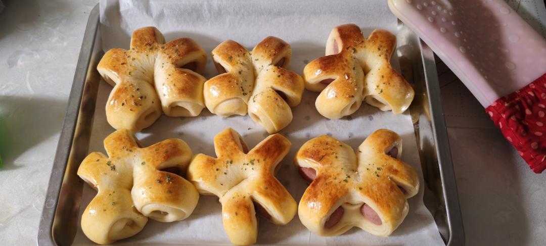 芝士火腿肠餐包