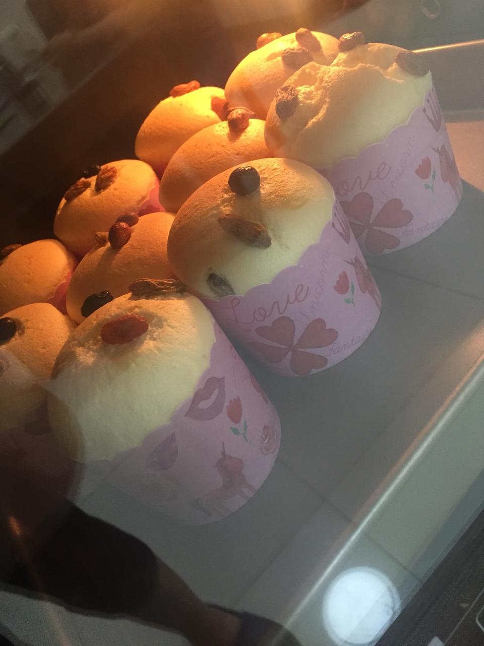 软绵绵戚风纸杯蛋糕