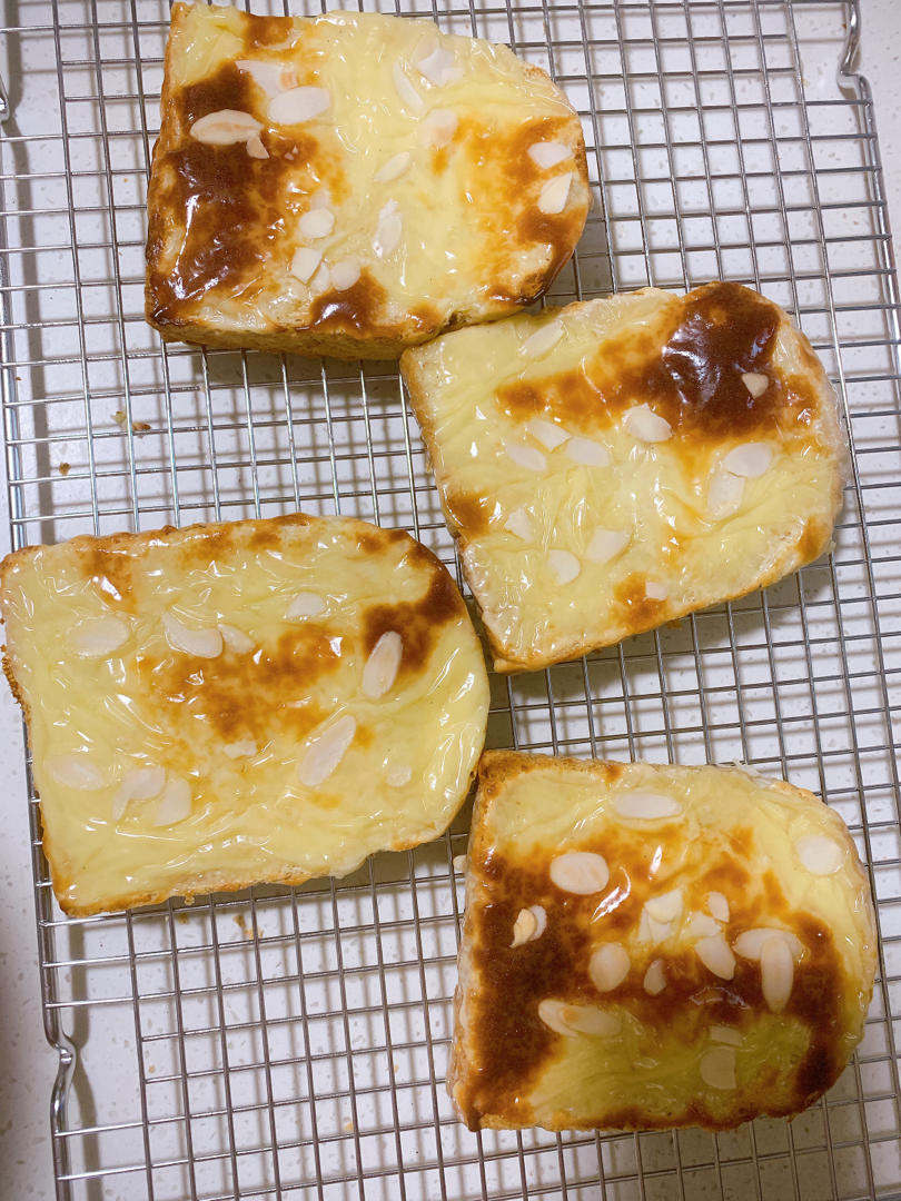 零失败快手岩烧乳酪(熔岩吐司)十分钟网红早餐，好吃哭